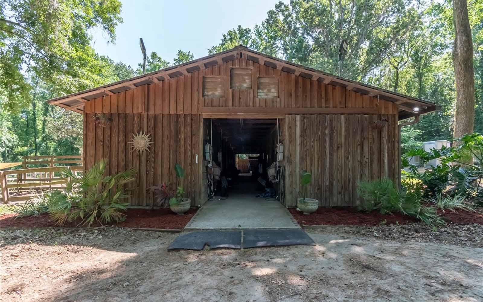 The barn at 9809 NW 59th Terrace