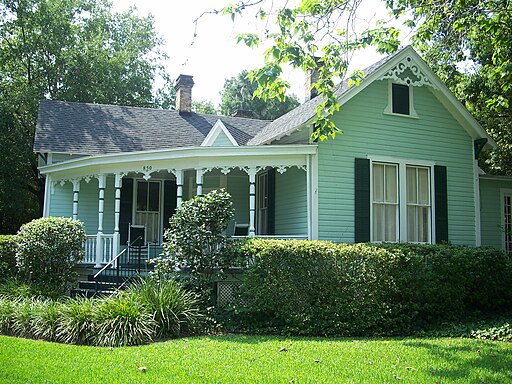 The Jewett House in Ocala's Historic District